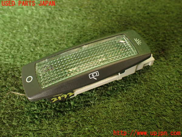2UPJ-21926412]VW シロッコ(13CAV)ルームランプ2 (右 2列目) 中古_m0001.jpg