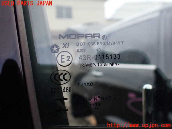 5UPJ-21941230]ジープグランドチェロキー(WK36P)右前ドア MOPAR M2049 中古_m0005.jpg