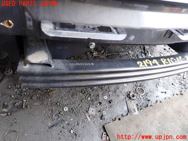 5UPJ-21941614]ジープグランドチェロキー(WK36P)リアバンパーホースメント 中古_m0002.jpg