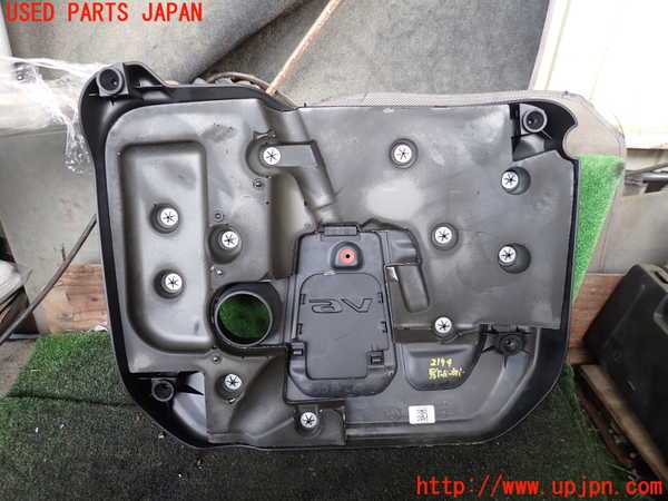 5UPJ-21942160]ジープグランドチェロキー(WK36P)エンジンアッパーカバー 中古_m0002.jpg