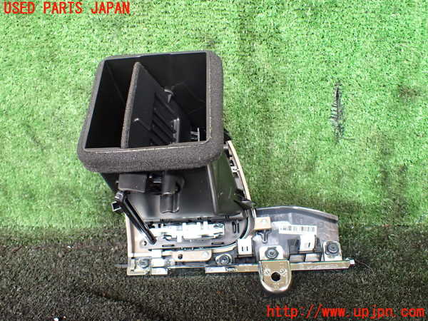 5UPJ-21947526]ジープグランドチェロキー(WK36P)エアコン吹き出し口1 (右) 中古_m0002.jpg