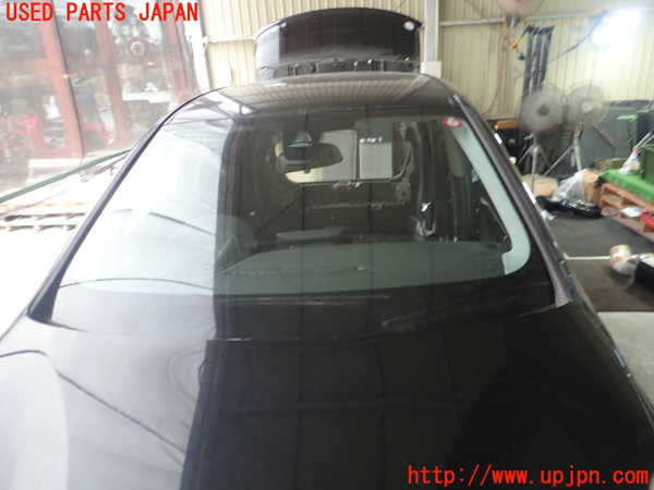 5UPJ-21951195]BMW 218i アクティブツアラー(6S15 F45)フロントガラス 43R-000168 中古_m0001.jpg