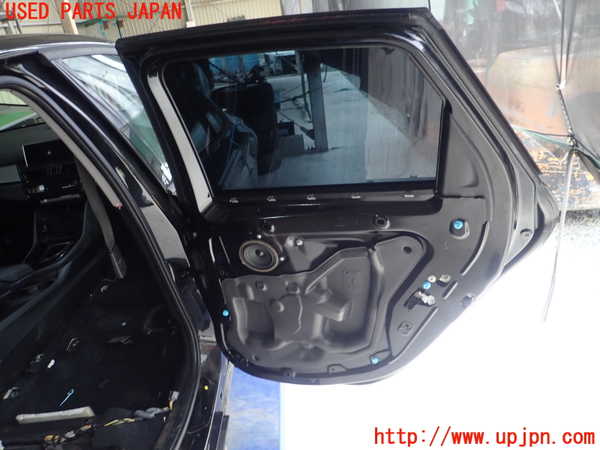 5UPJ-21951290]BMW 218i アクティブツアラー(6S15 F45)右後ドア 43R-001734 中古_m0004.jpg