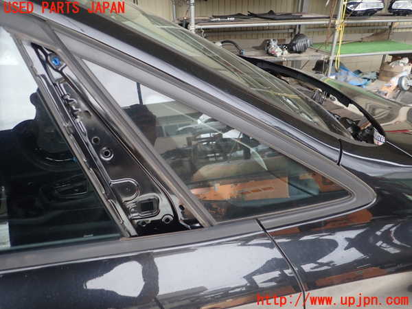 5UPJ-21951200]BMW 218i アクティブツアラー(6S15 F45)右フロント三角窓ガラス 43R-001735 中古_m0001.jpg