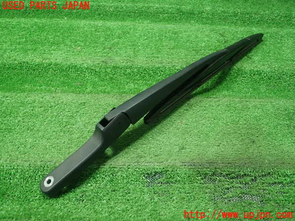 5UPJ-21951661]BMW 218i アクティブツアラー(6S15 F45)リアワイパーアーム1 中古_m0001.jpg