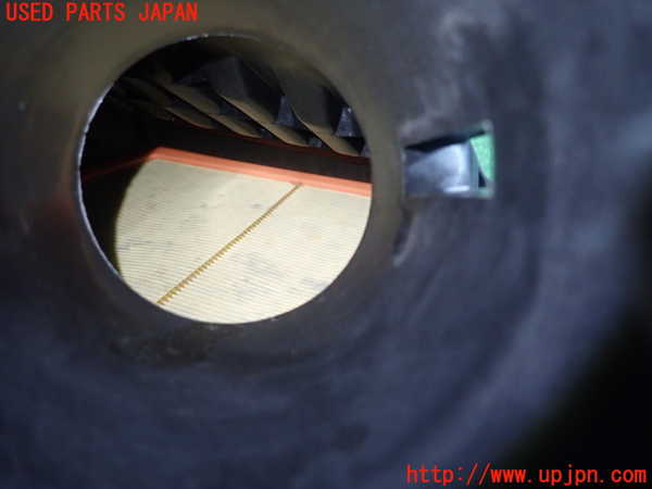 5UPJ-21952560]BMW 218i アクティブツアラー(6S15 F45)エアクリーナーボックス 中古_m0003.jpg