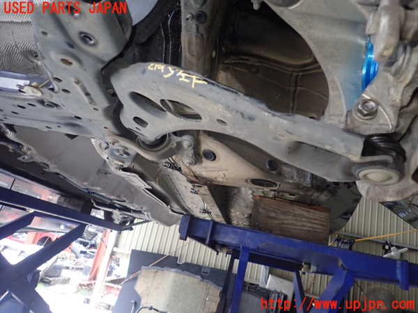 5UPJ-21955186]BMW 218i アクティブツアラー(6S15 F45)左フロントロアアーム1 中古_m0001.jpg