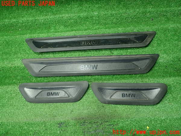 5UPJ-21957740]BMW 218i アクティブツアラー(6S15 F45)スカッフプレート 中古_m0001.jpg