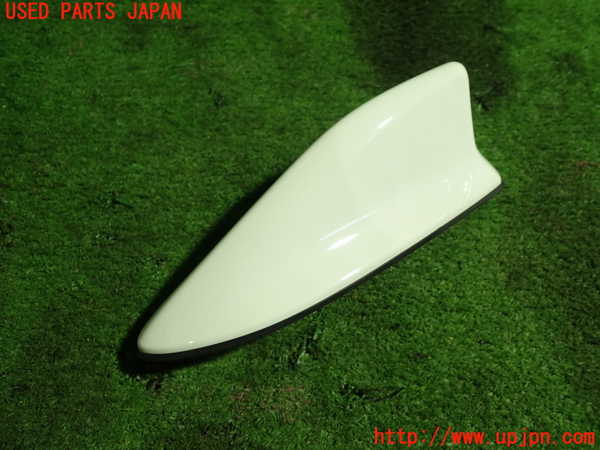 5UPJ-21966550]プリウス(ZVW60)アンテナ 中古_m0001.jpg