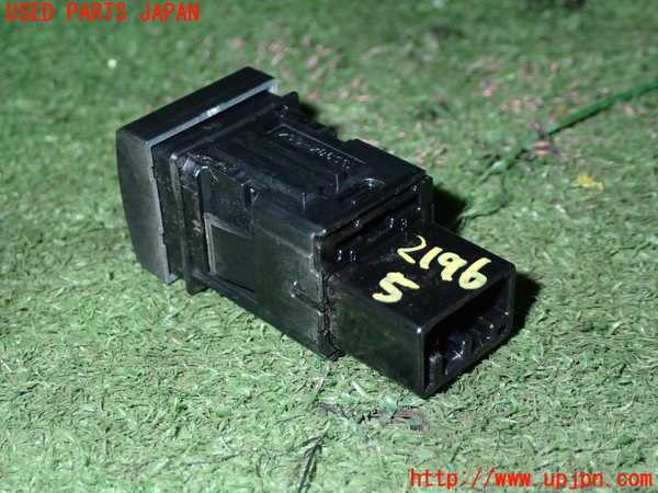 5UPJ-21966310]プリウス(ZVW60)スイッチ5 (ヒューエルポンプ) 中古_m0003.jpg
