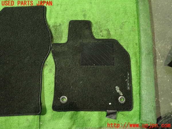 5UPJ-21967800]プリウス(ZVW60)フロアマット 中古_m0002.jpg
