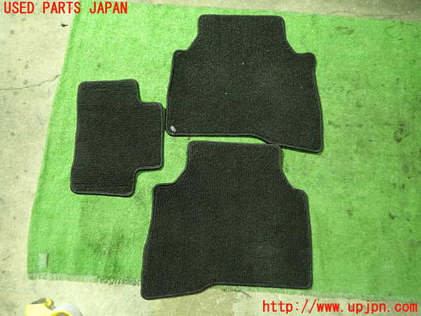 5UPJ-21967800]プリウス(ZVW60)フロアマット 中古_m0004.jpg