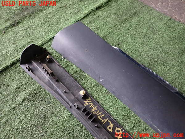 5UPJ-21971292]レクサス・RX450h(GYL15W)右後ドアパネル 中古_m0003.jpg