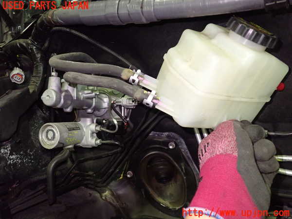 1UPJ-21974050]レクサス・RX450h(GYL15W)ブレーキマスターシリンダー 中古_m0001.jpg