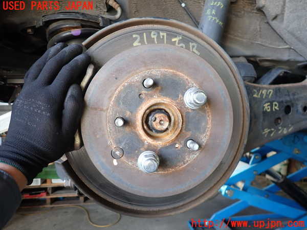 1UPJ-21974300]レクサス・RX450h(GYL15W)右リアナックルハブ 中古_m0001.jpg