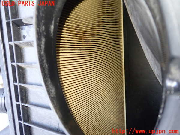 1UPJ-21982560]ポルシェ・カイエン S(92AM48)エアクリーナーボックス 中古_m0004.jpg