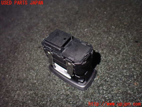 1UPJ-21986240]ポルシェ・カイエン S(92AM48)右前パワーウィンドウスイッチ 中古_m0002.jpg