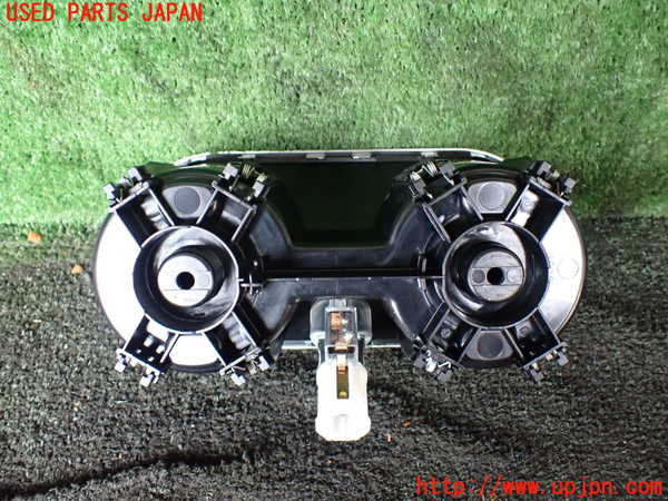 1UPJ-21987810]ポルシェ・カイエン S(92AM48)ドリンクホルダー 中古_m0002.jpg