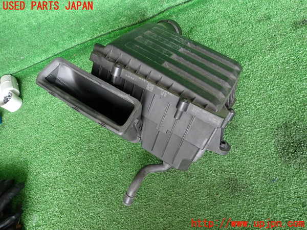 2UPJ-21992560]アウディ・TTS クーペ(FVCJXF)エアクリーナーボックス 中古_m0001.jpg