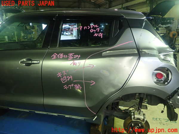 5UPJ-22001320]スイフトスポーツ(ZC33S)左後ドア 43R-007957 ジャンク部品取り_m0001.jpg