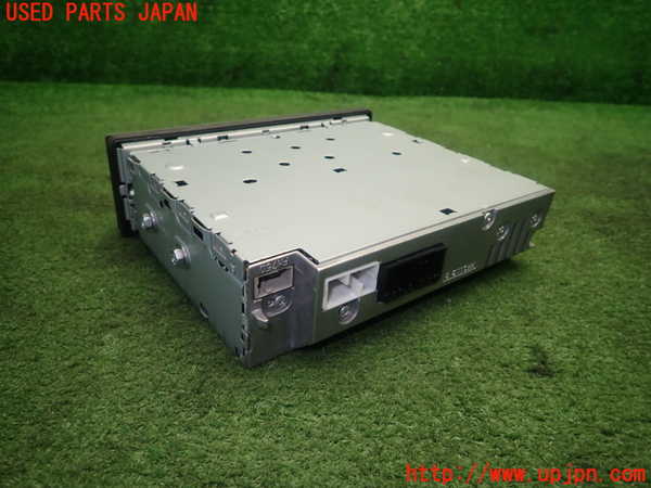5UPJ-22006480]スイフトスポーツ(ZC33S)CDプレーヤー 中古_m0003.jpg