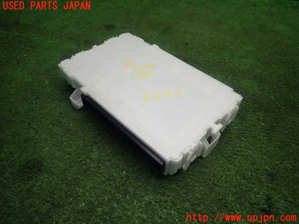 5UPJ-22006742]スイフトスポーツ(ZC33S)ヒューズボックス2 中古_m0002.jpg