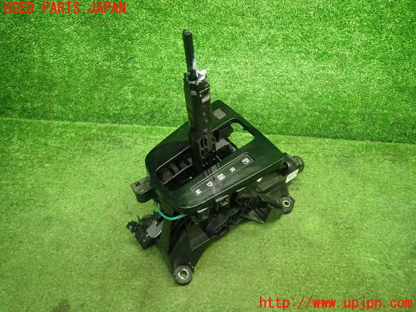5UPJ-22007555]スイフトスポーツ(ZC33S)ATシフトレバー 中古_m0001.jpg
