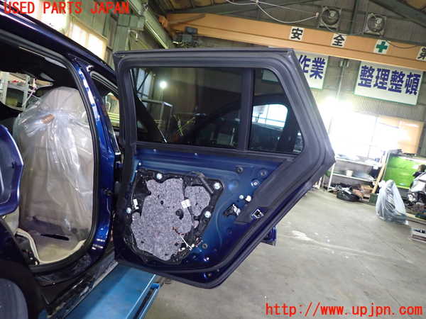 1UPJ-22011290]BMW 523d ツーリング(JM20 G31)右後ドア AGC M25 中古_m0003.jpg