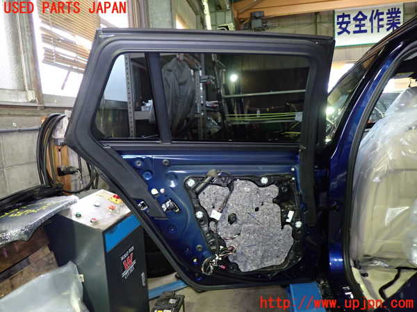 5UPJ-22011320]BMW 523d ツーリング(JM20 G31)左後ドア AGC M25 中古_m0005.jpg