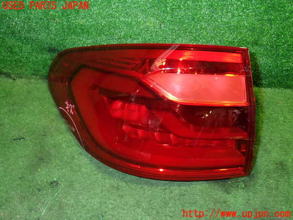 1UPJ-22011536]BMW 523d ツーリング(JM20 G31)左テールランプ 中古_m0001.jpg