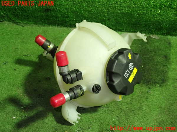 5UPJ-22012410]BMW 523d ツーリング(JM20 G31)ラジエータータンク 中古_m0001.jpg