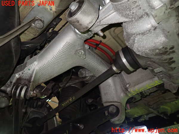 5UPJ-22015295]BMW 523d ツーリング(JM20 G31)リアメンバー 中古_m0002.jpg