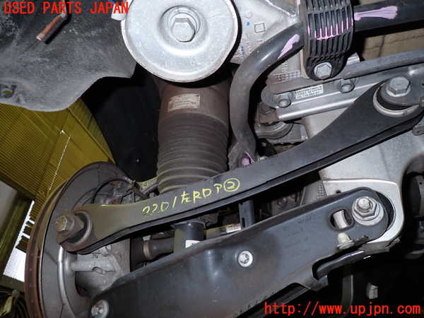 5UPJ-22015227]BMW 523d ツーリング(JM20 G31)左リアロアアーム2 中古_m0001.jpg