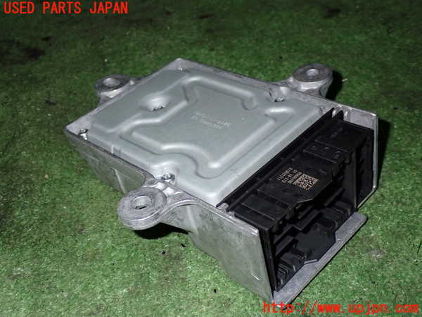 5UPJ-22016145]BMW 523d ツーリング(JM20 G31)エアバッグコンピューター 中古_m0003.jpg