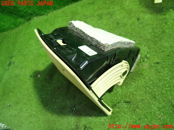 5UPJ-22017841]BMW 523d ツーリング(JM20 G31)小物入れ1 中古_m0003.jpg