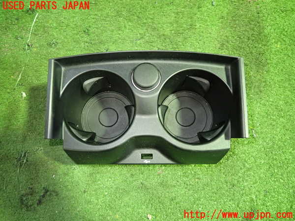 1UPJ-22017810]BMW 523d ツーリング(JM20 G31)ドリンクホルダー 中古_m0001.jpg