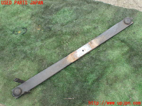 5UPJ-22025105]ハイエースバン200系(KDH206V)左リアスプリング 中古_m0002.jpg