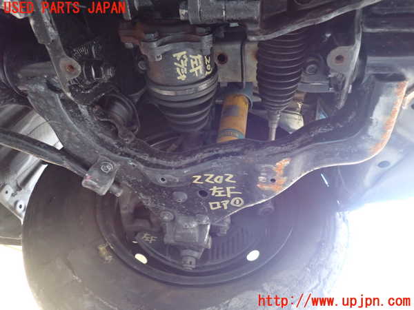 5UPJ-22025186]ハイエースバン200系(KDH206V)左フロントロアアーム1 【ジャンク】_m0001.jpg