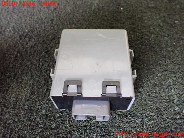 5UPJ-22026149]ハイエースバン200系(KDH206V)コンピューター4 85918-26171 中古_m0003.jpg
