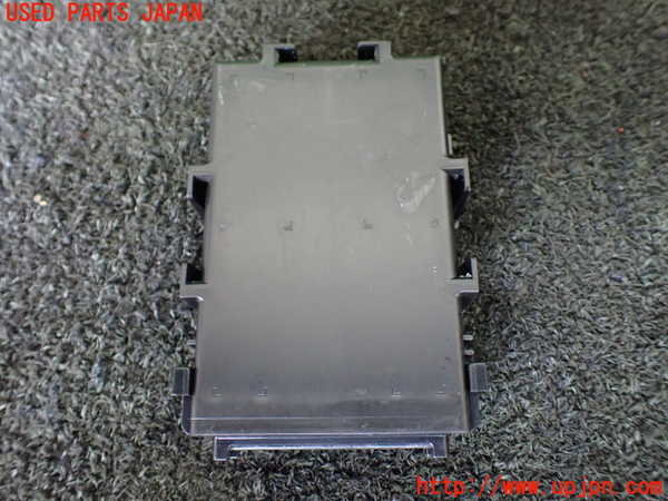 5UPJ-22036151]ハイエースバン200系(GDH206V)コンピューター6 89100-26031 中古_m0003.jpg