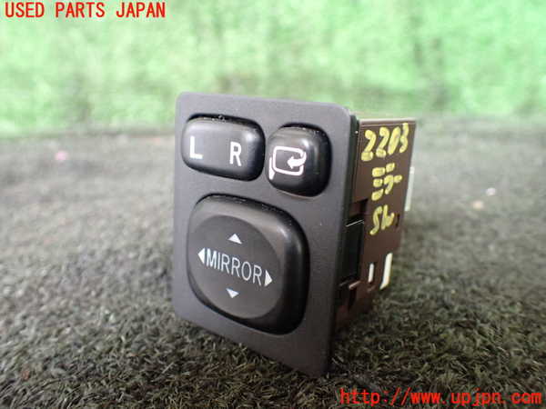 5UPJ-22036280]ハイエースバン200系(GDH206V)ミラースイッチ 中古_m0001.jpg