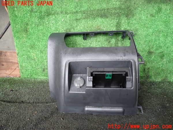 5UPJ-22037692]ハイエースバン200系(GDH206V)内装トリム類2 中古_m0001.jpg