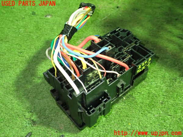 5UPJ-22046743]ステップワゴン スパーダ ハイブリッド(RP5)ヒューズボックス3 中古_m0003.jpg