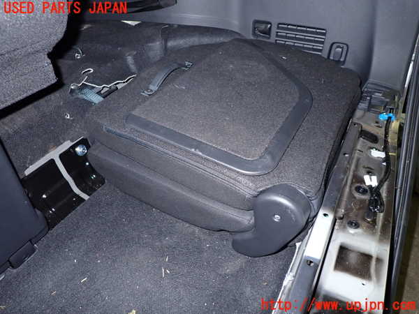 5UPJ-22047235]ステップワゴン スパーダ ハイブリッド(RP5)右3列目シート 中古_m0005.jpg