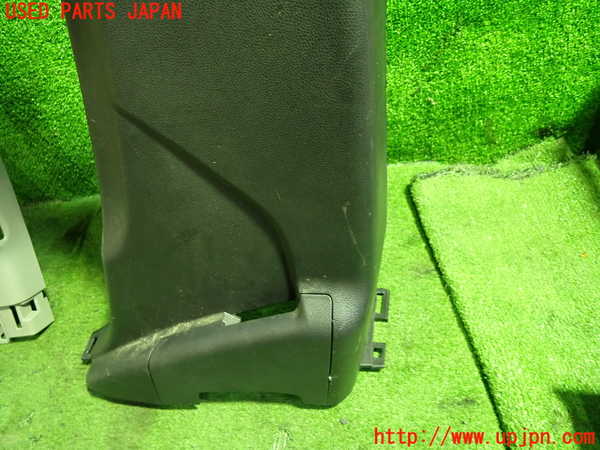 5UPJ-22047665]ステップワゴン スパーダ ハイブリッド(RP5)右センターピラートリム 中古_m0003.jpg