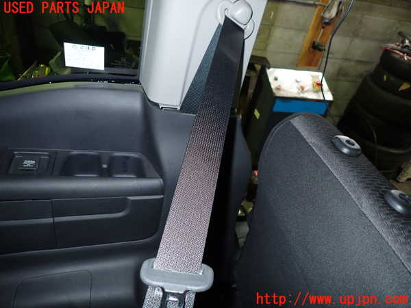 5UPJ-22047185]ステップワゴン スパーダ ハイブリッド(RP5)左2列目シートベルト 中古_m0002.jpg