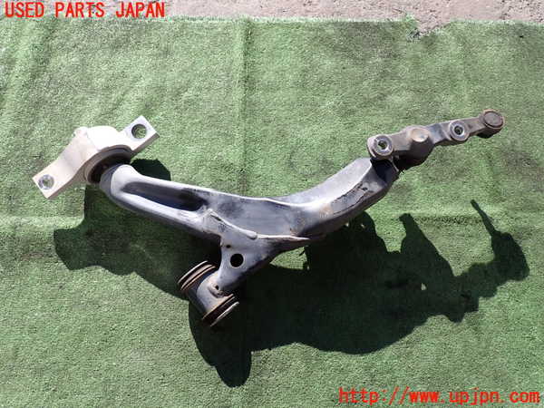 2UPJ-22055176]クラウン マジェスタ ハイブリッド(GWS214)右フロントロアアーム1 中古_m0003.jpg