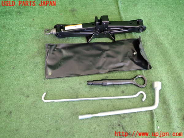 2UPJ-22057805]クラウン マジェスタ ハイブリッド(GWS214)車載工具 中古_m0001.jpg