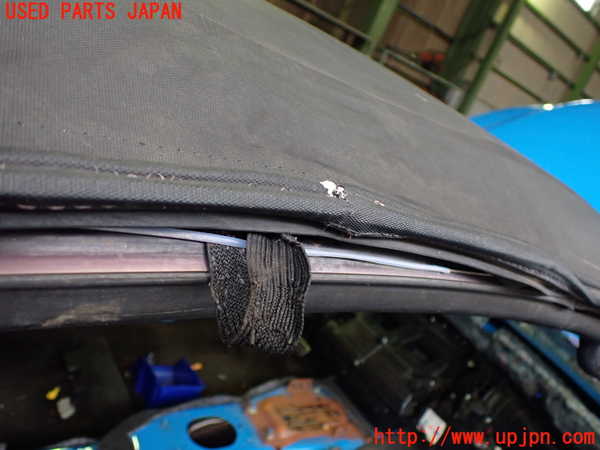 5UPJ-22061740]フォード・マスタング(05-14) V6 コンバーチブル(不明)幌 【ジャンク品】【左ハンドル車】 中古(43R-000261 M503)_m0005.jpg