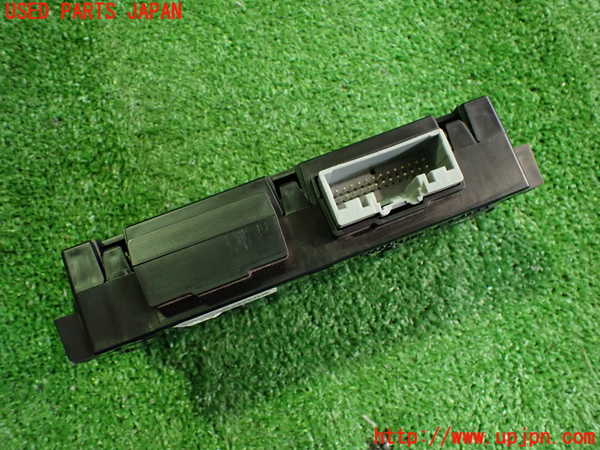 2UPJ-22066147]フォード・マスタング(05-14) V6 コンバーチブル(不明)コンピューター2 【左ハンドル車】 中古_m0003.jpg
